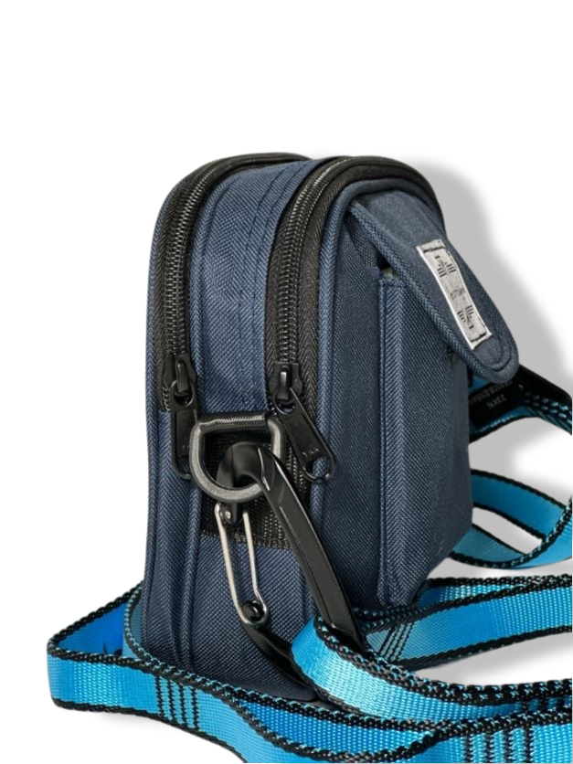 Side Quester gen 1.0 - Navy Blue